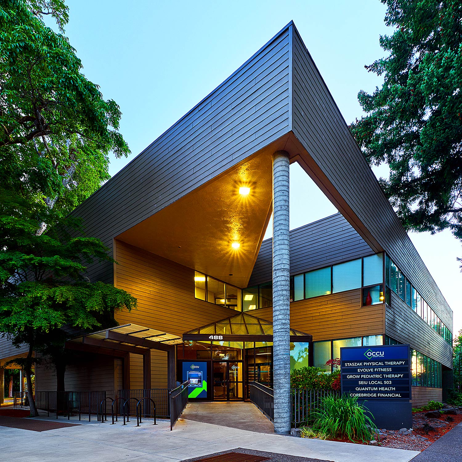 Decorative image for OCCU downtown Eugene branch