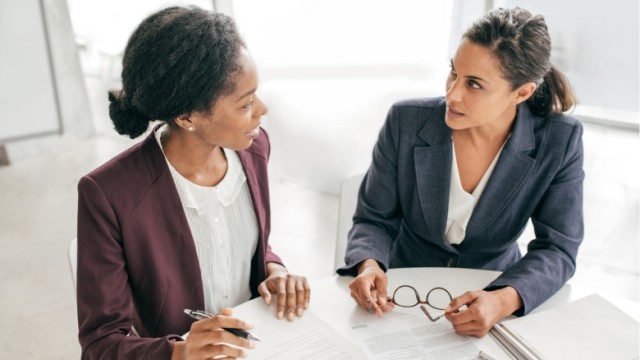tax expert helping