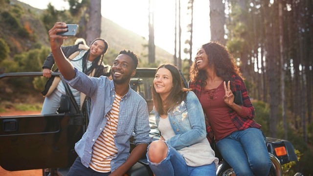 College students on spring break road trip