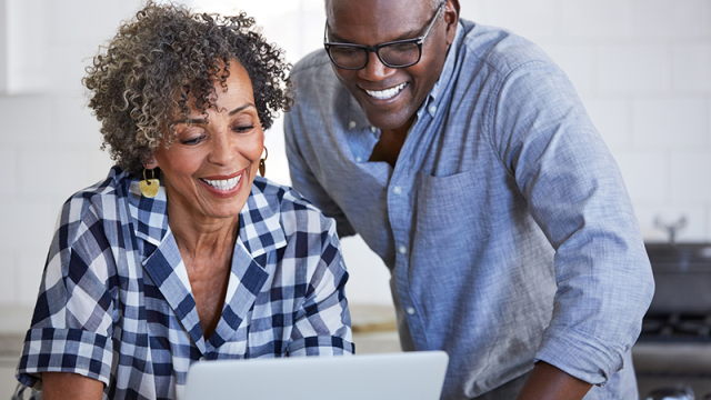 Grandparent shopping online