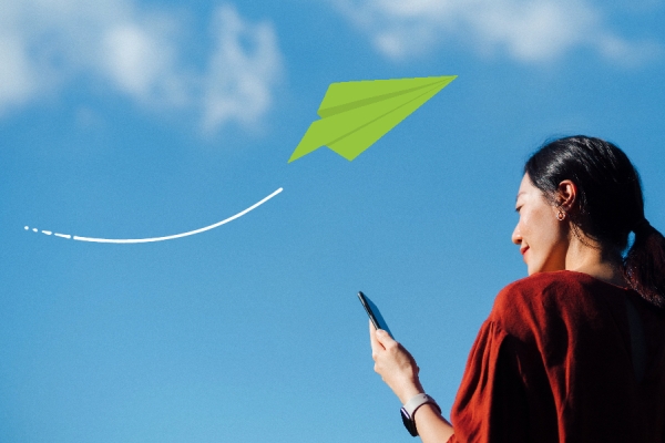Paper airplane 